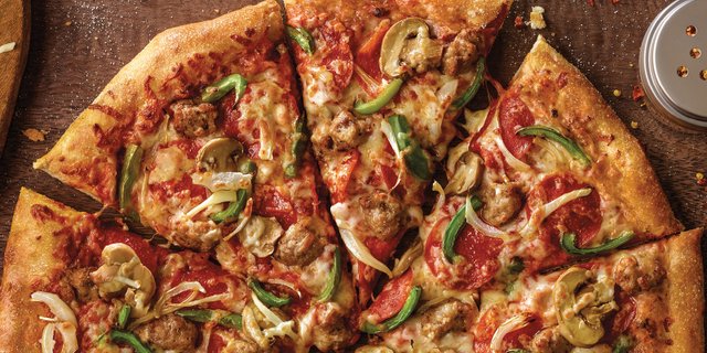 Deluxe Pizza