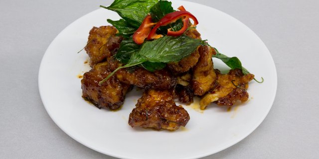 Crispy Garlic Chicken