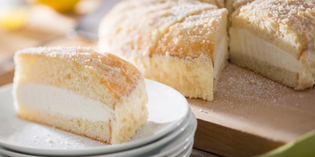 Lemon Cream Cake