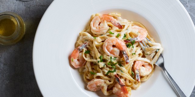 Garlic Cream Fettuccine