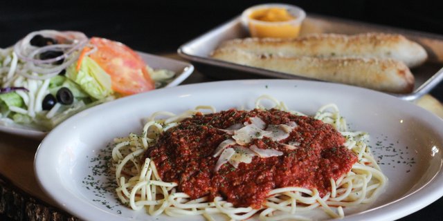 Pasta w/ Salad & Breadsticks