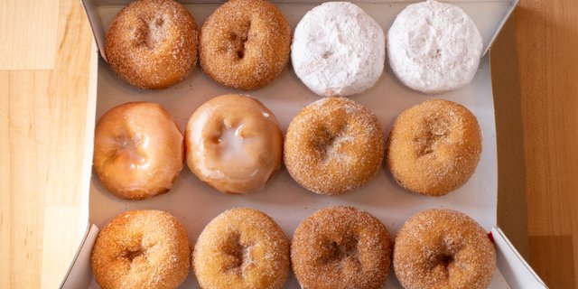 Groovy Donuts