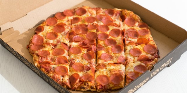 Super Roni Chicago Thin-Crust Pizza