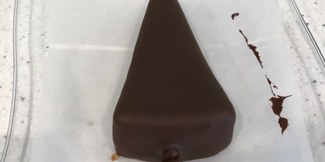 Chocolate-Dipped Frozen Cheesecake