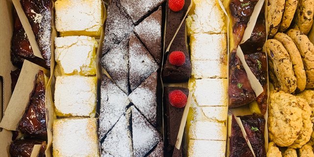 Dessert Box