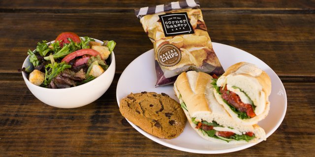 Corner Classic Sandwich Builder