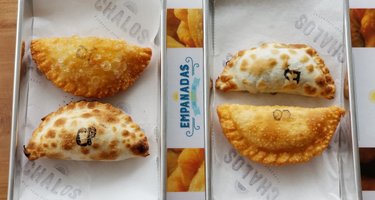 Chalos