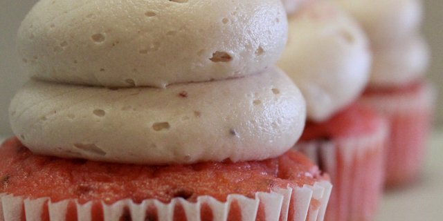 Strawberry Fields Cupcake