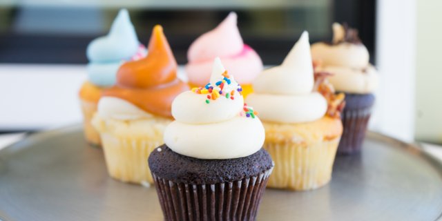Dozen Cupcakes