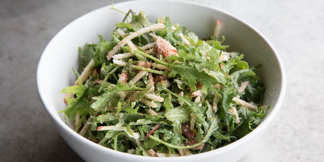 Baby Kale & Shaved Apple Salad