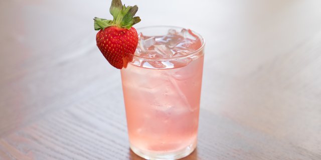 Gallon Strawberry Kiwi Lemonade
