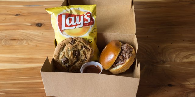 Standard Box Lunch