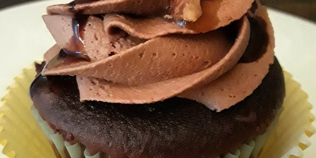 Cupcakes w/ Filling