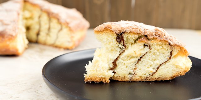 Cinnamon-Frosted Coffee Roll