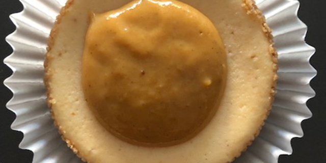 Dulce De Leche Cheesecake