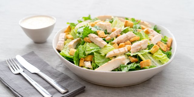 Caesar Salad w/ Chicken