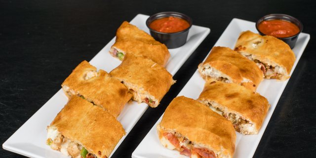 Meat Lover's Calzone Tray