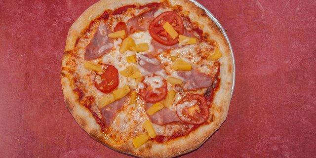 The Aloha Pizza