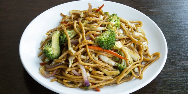 Vegetable Chow Mein