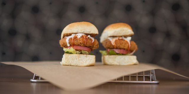 Buffalo Chicken Sliders