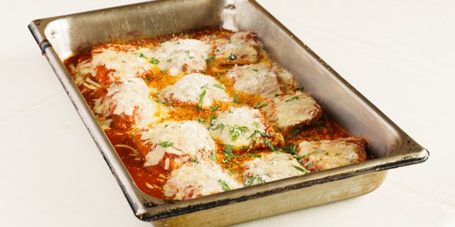 Chicken Parmigiana Tray
