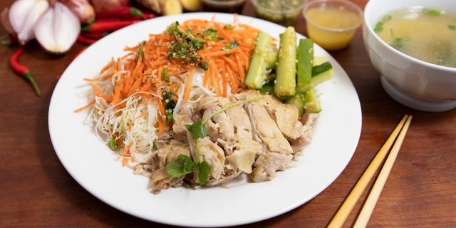 Salad Gai Boxed Lunch