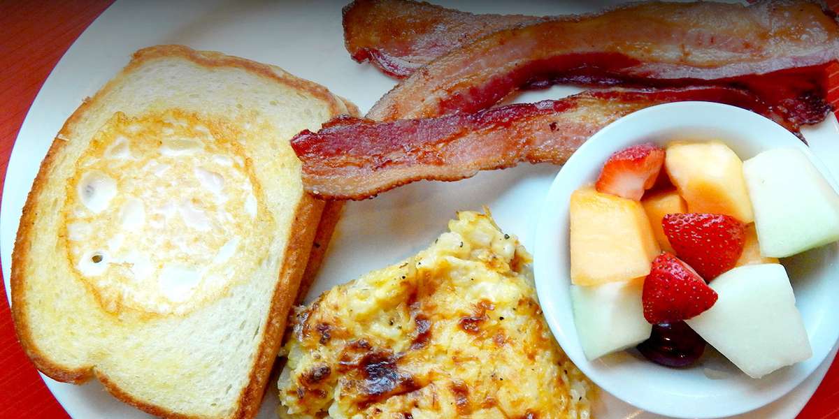 The Toasted Yolk Cafe