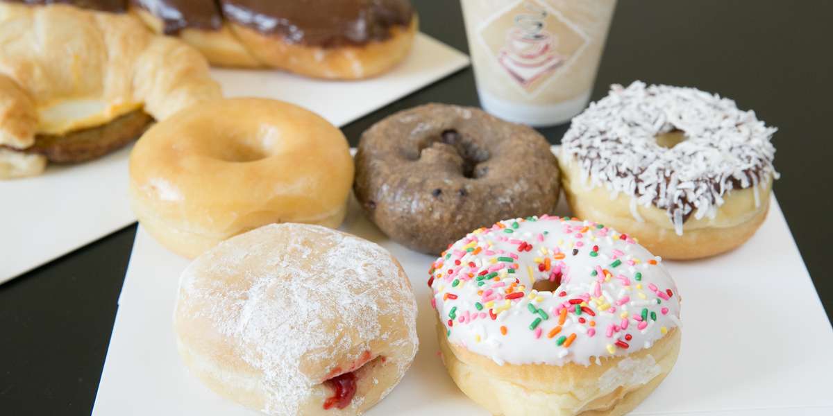 Corner Donuts