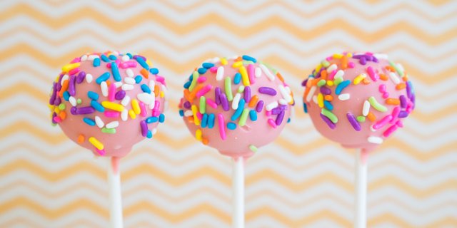 Birthday Cake Pop