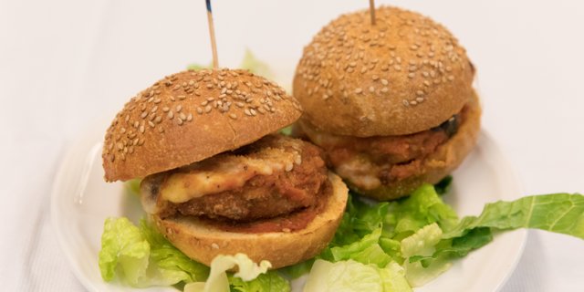 Mini Chicken Parmigiana Sliders