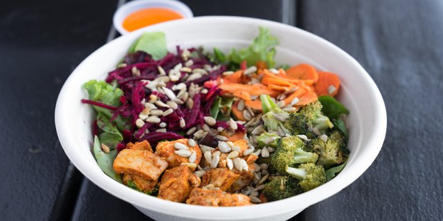 Cluckster Salad