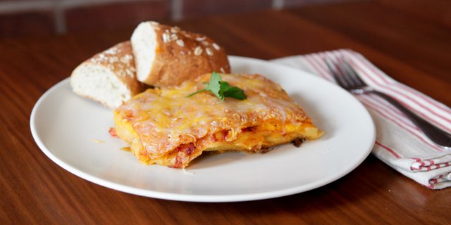 Lasagna w/ Meat Sauce