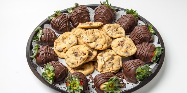 Chocolate-Covered Strawberries & Mini Chocolate Chip Cookies