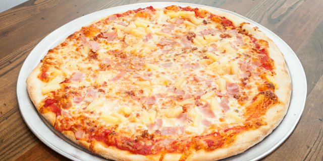 Hawaiian Pizza