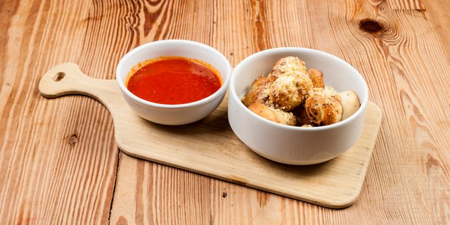 Garlic Knots