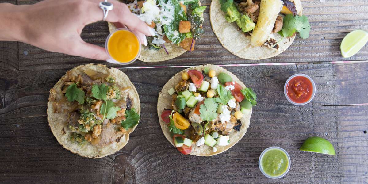 Chicas Tacos