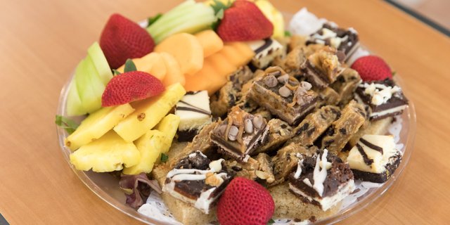 Sliced Fruit With Cookies & Brownies