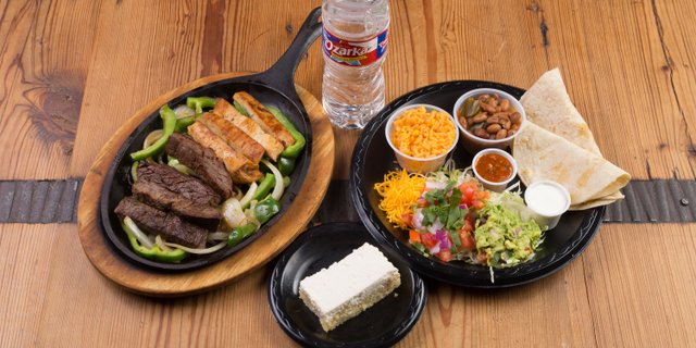 Sizzling Fajitas La Bodegas