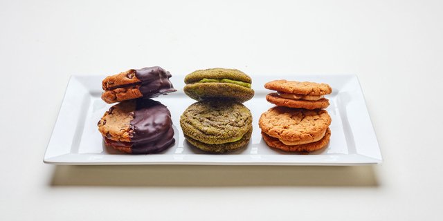 Sandwich Cookie Platter