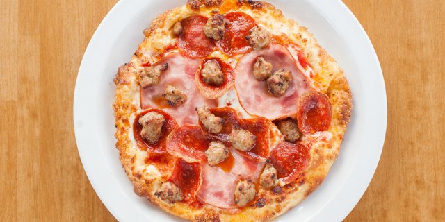 Carne Pizza