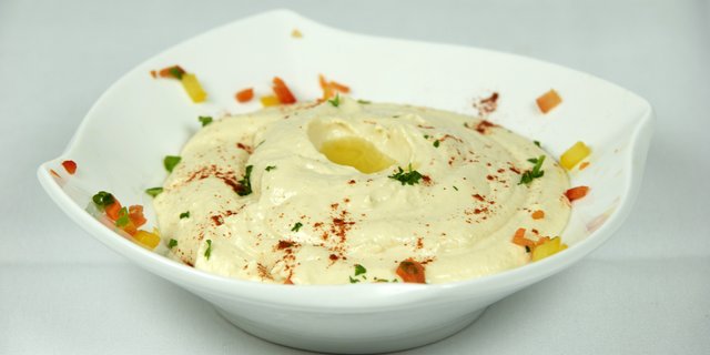 Pita Bread w/ Hummus
