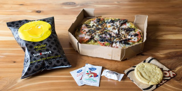 Individual Fresh Veggie Pizza