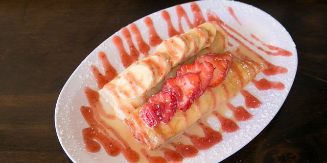 Strawberry Banana Crepe
