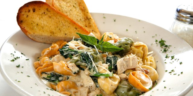Tri-Color Tortellini