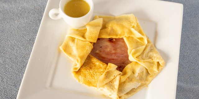 Ham & Cheese Crepe