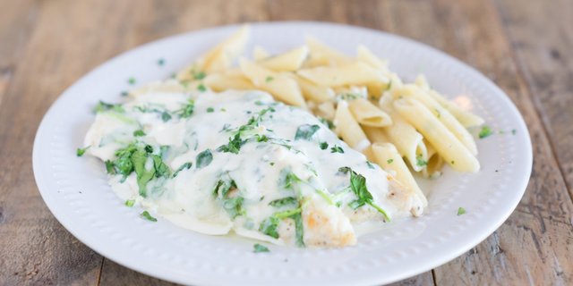Chicken & Spinach Tray