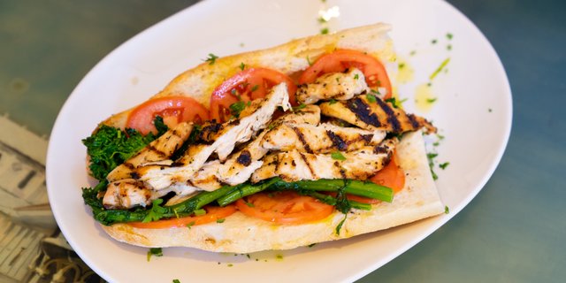 Grilled Chicken & Broccoli Rabe Sub