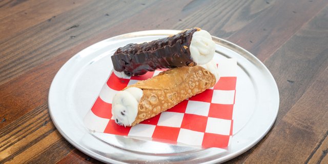 Cannoli